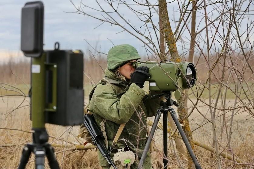 На фото техническое средство наблюдения для военных на СВО.