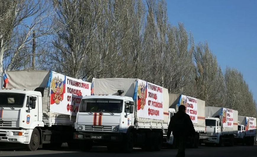 На фото конвой гуманитарной помощи отправляемый жителям Донбасса и освобождённых областей, городов от войск НАТО на Украине